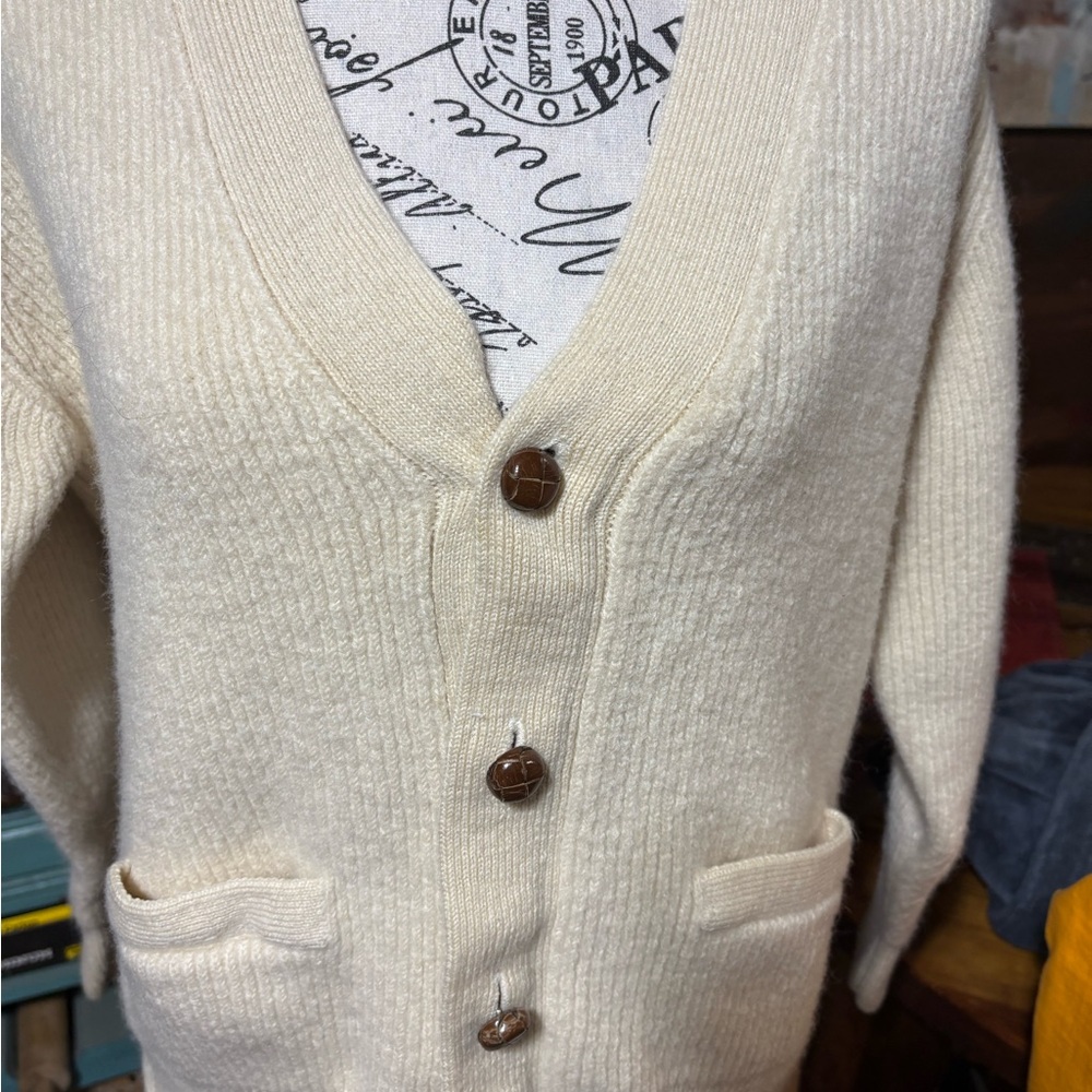 Austin Reed Ivory Wool Knitwear - Picture 2 of 5